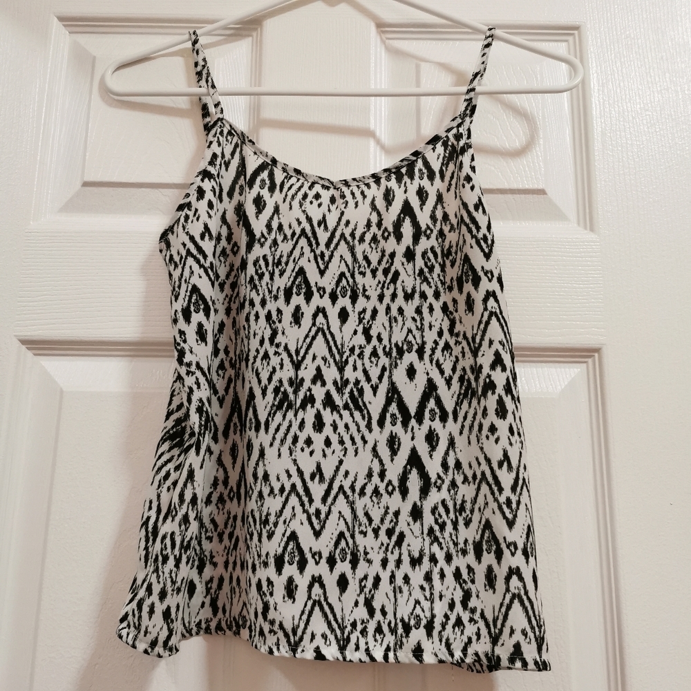 H&M | Black&White tank top